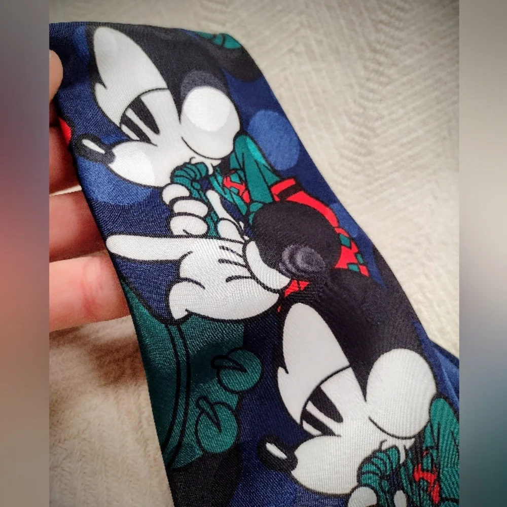 Vintage Disney Mickey Mouse Necktie by Cervantes, Perfect Condition Like New! - Picture 2 of 6